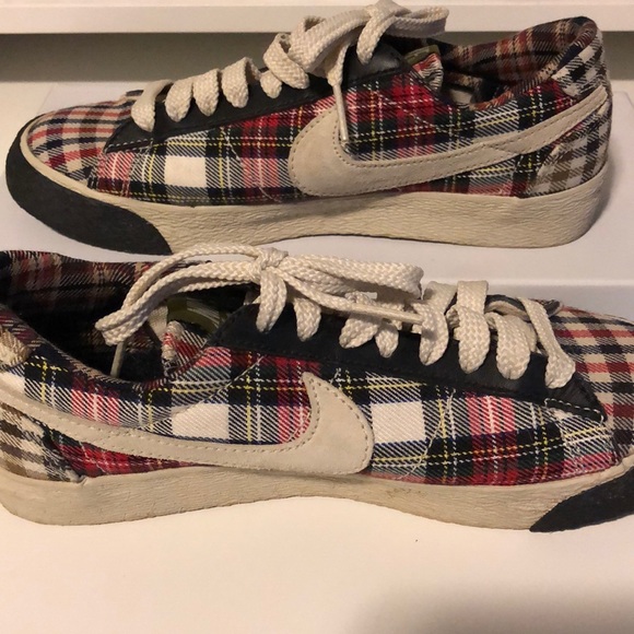 plaid nike shoes